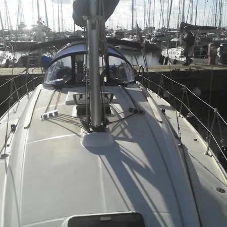 Electra The Boat بوتيل *